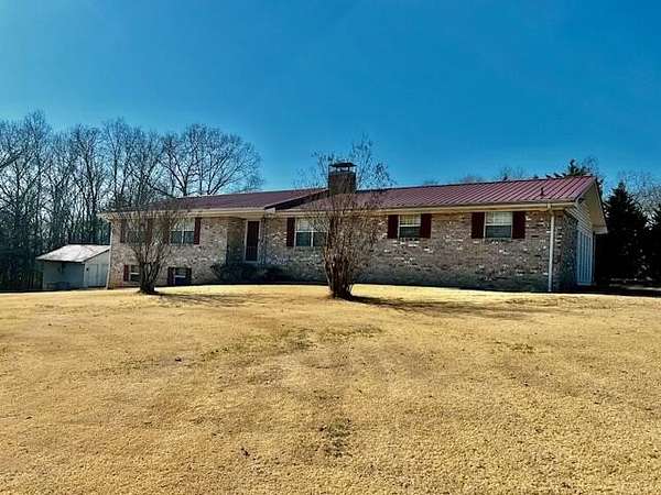 3.3 Acres of Residential Land with Home for Sale in Riceville, Tennessee