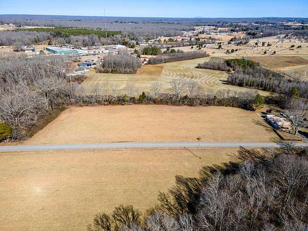 3.6 Acres of Land for Sale in Tullahoma, Tennessee