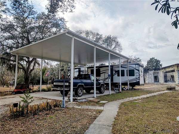 2.35 Acres of Residential Land for Sale in Dunnellon, Florida