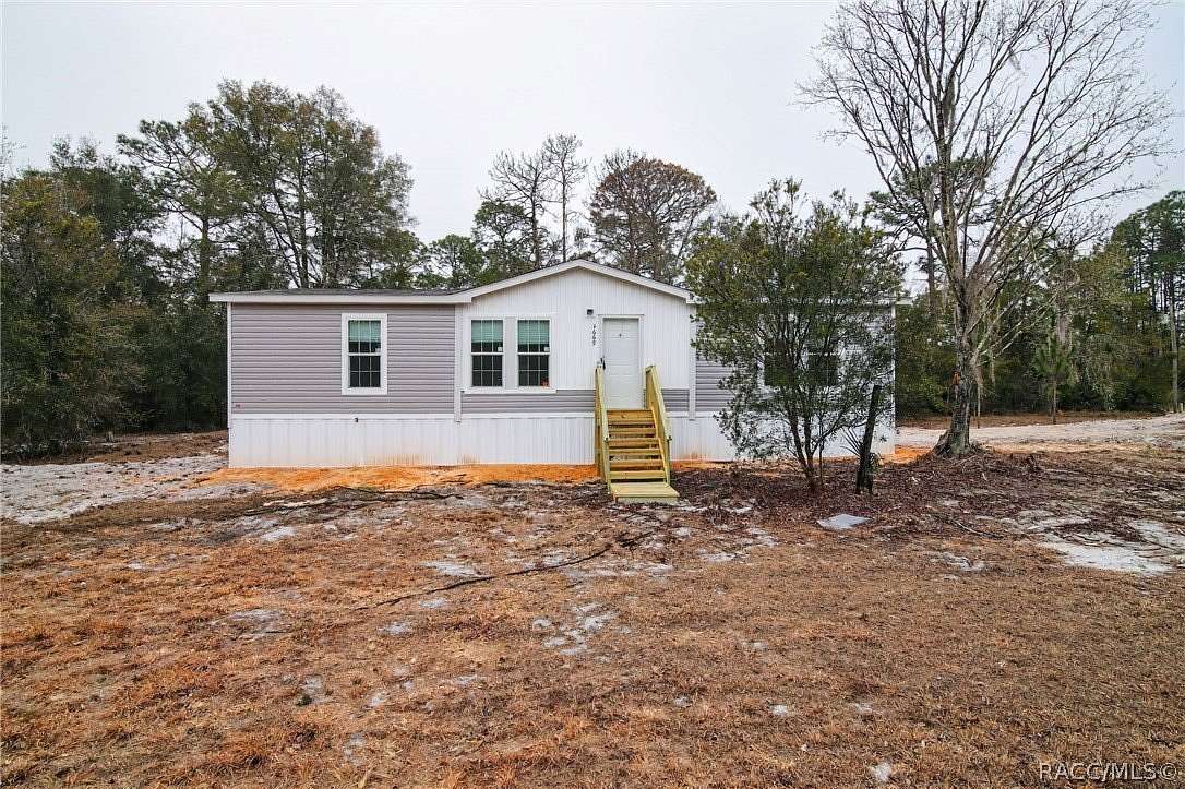 2 Acres of Residential Land with Home for Sale in Crystal River, Florida