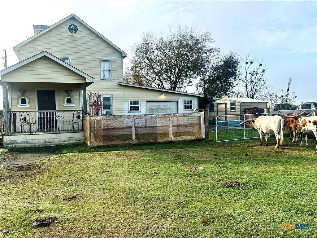 6.14 Acres of Land with Home for Sale in La Ward, Texas