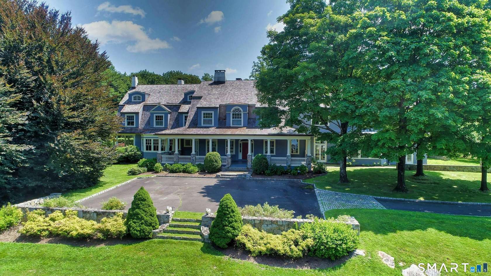 3.22 Acres of Residential Land with Home for Sale in Ridgefield, Connecticut