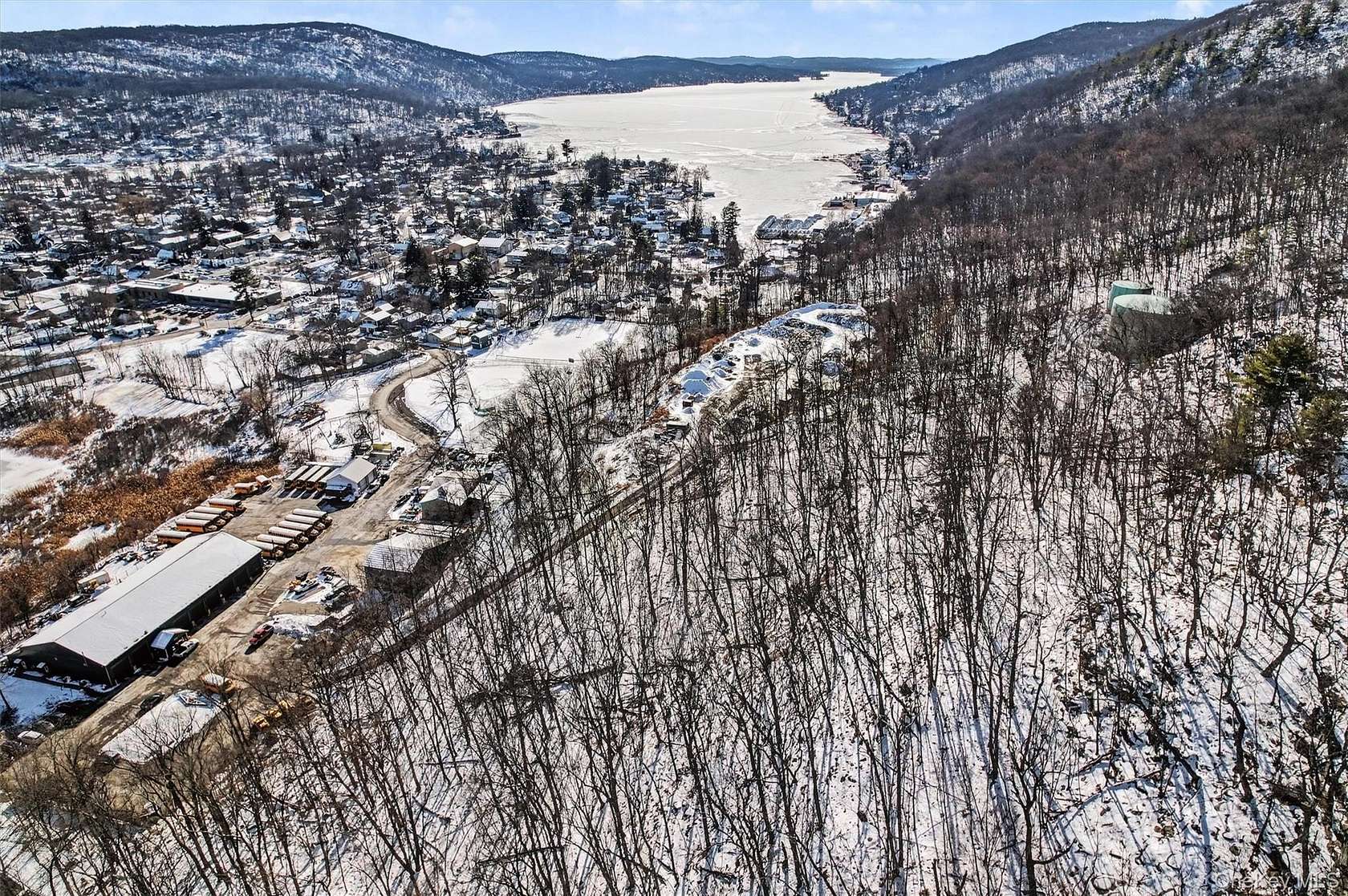 9.2 Acres of Residential Land for Sale in Greenwood Lake, New York