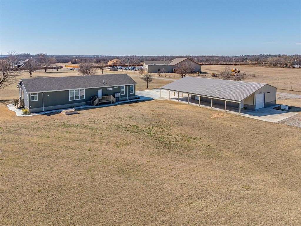 5.4 Acres of Residential Land with Home for Sale in Oklahoma City, Oklahoma