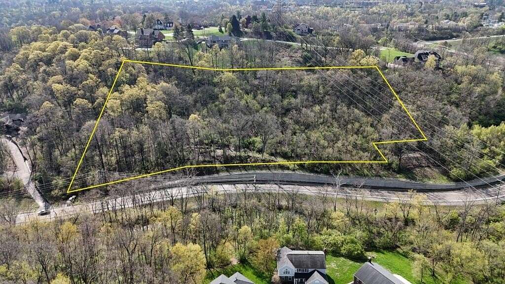 7.53 Acres of Residential Land for Sale in Crescent Springs, Kentucky