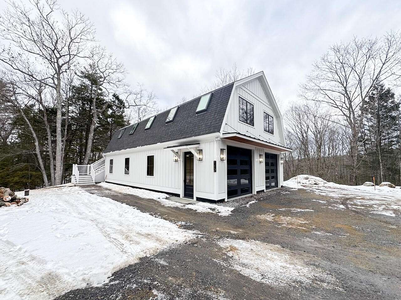 5.1 Acres of Improved Mixed-Use Land for Sale in Bristol, Maine