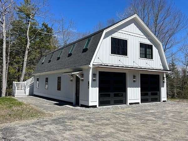 5.1 Acres of Improved Mixed-Use Land for Sale in Bristol, Maine