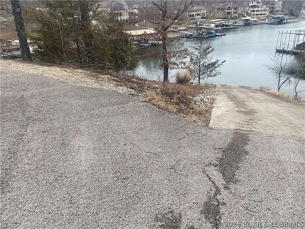 3 Acres of Residential Land for Sale in Sunrise Beach, Missouri