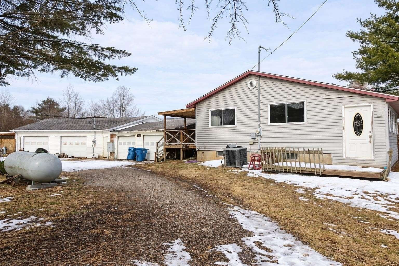 5 Acres of Residential Land with Home for Sale in Beaverton, Michigan