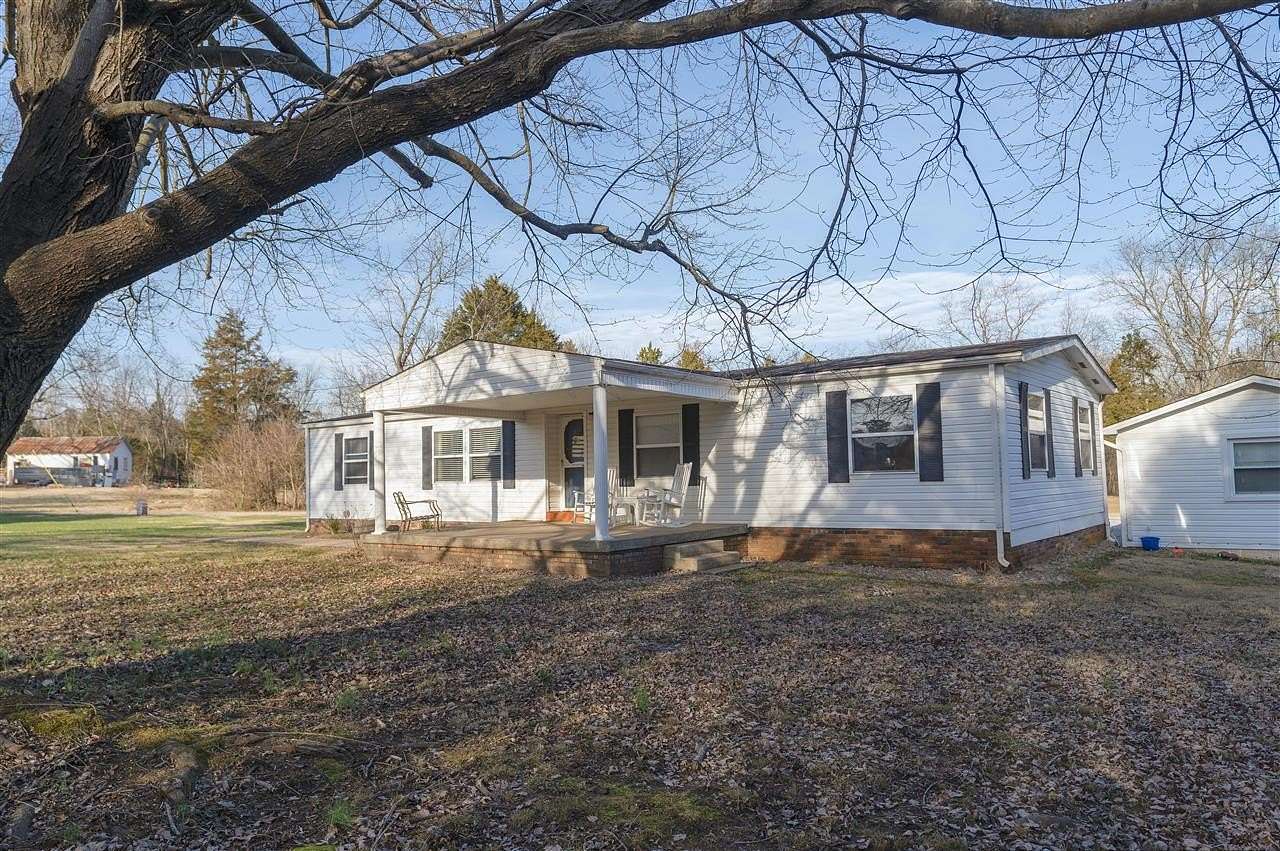 2 Acres of Land with Home for Sale in Russellville, Kentucky