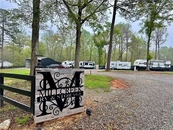 1.5 Acres of Improved Mixed-Use Land for Sale in Salem, Alabama