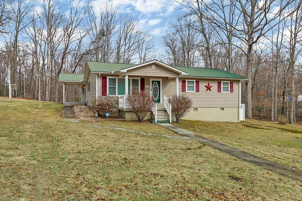 2 Acres of Residential Land with Home for Sale in Jamestown, Tennessee