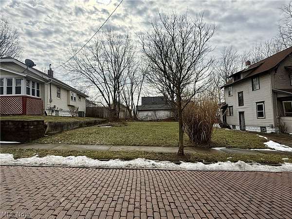 0.09 Acres of Land for Sale in Akron, Ohio