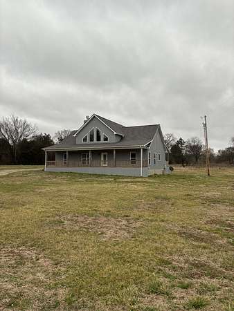 3 Acres of Residential Land with Home for Sale in Lewisburg, Tennessee