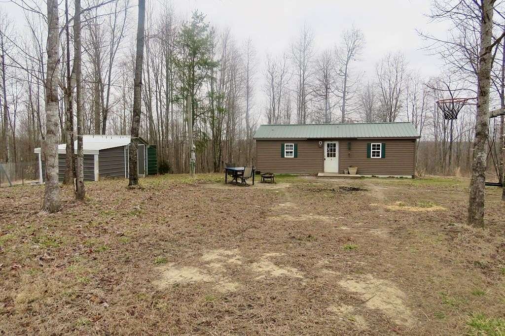 5 Acres of Land with Home for Sale in Crawford, Tennessee