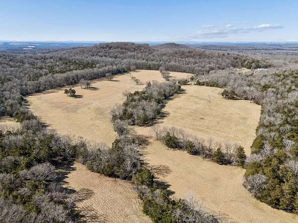 176 Acres of Land for Sale in Lascassas, Tennessee