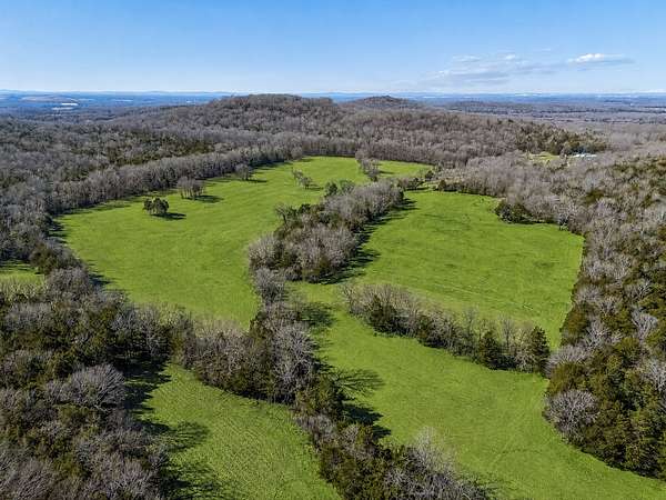176 Acres of Land for Sale in Lascassas, Tennessee