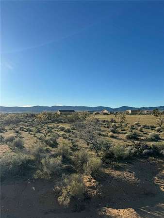 1.17 Acres of Residential Land for Sale in Golden Valley, Arizona
