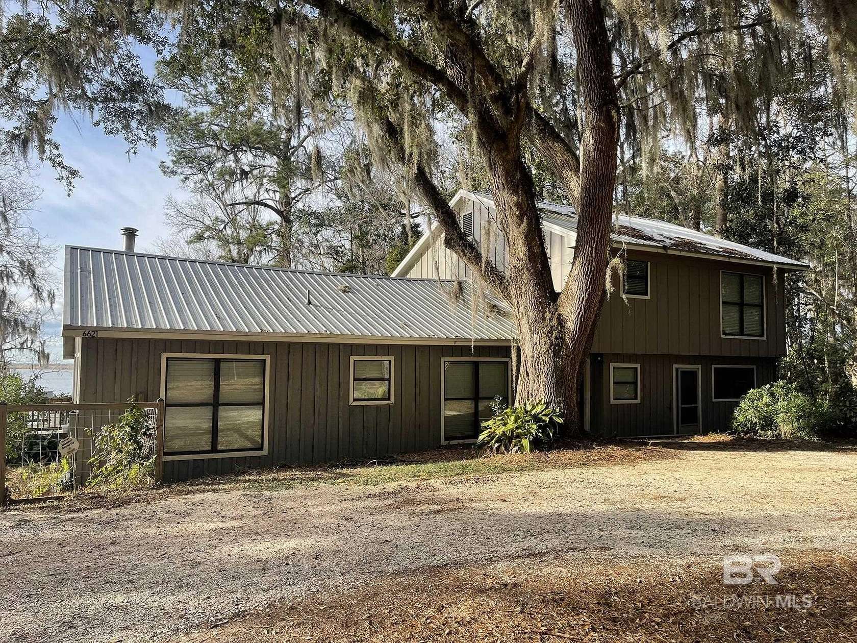 3.19 Acres of Land with Home for Lease in Spanish Fort, Alabama