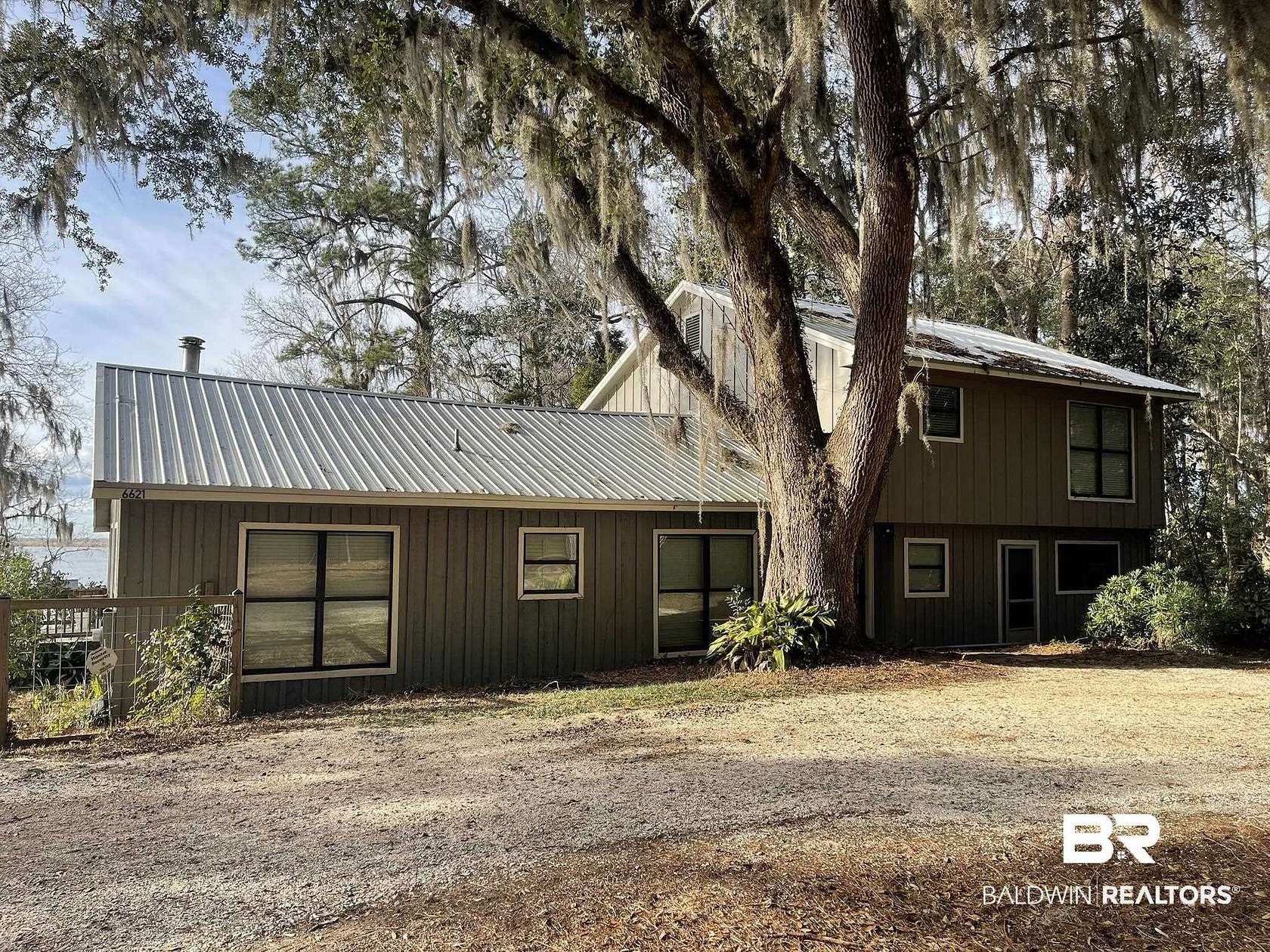 3.19 Acres of Land with Home for Lease in Spanish Fort, Alabama