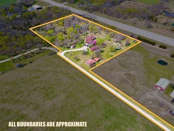 7 Acres of Land with Home for Sale in Emporia, Kansas