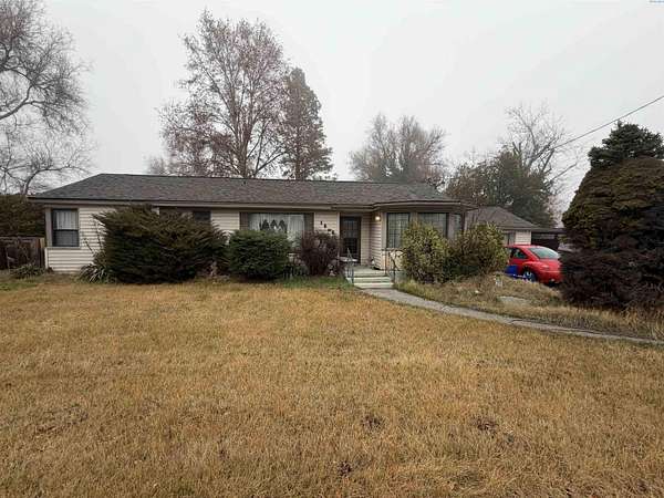 0.45 Acres of Residential Land for Sale in Kennewick, Washington