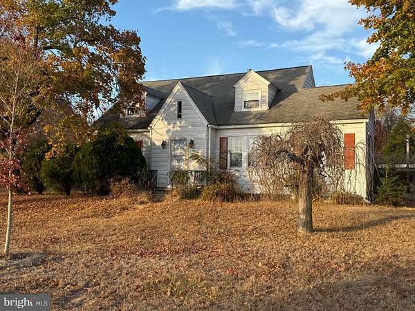 37 Acres of Agricultural Land with Home for Sale in Elmer, New Jersey