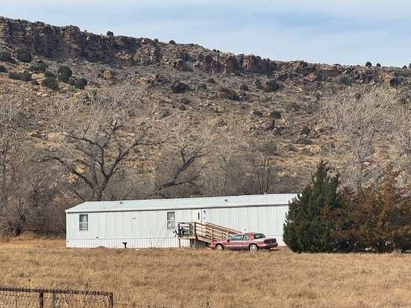 4 Acres of Residential Land with Home for Sale in Tucumcari, New Mexico