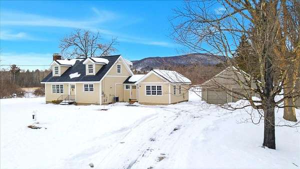 2 Acres of Residential Land with Home for Sale in Shaftsbury, Vermont