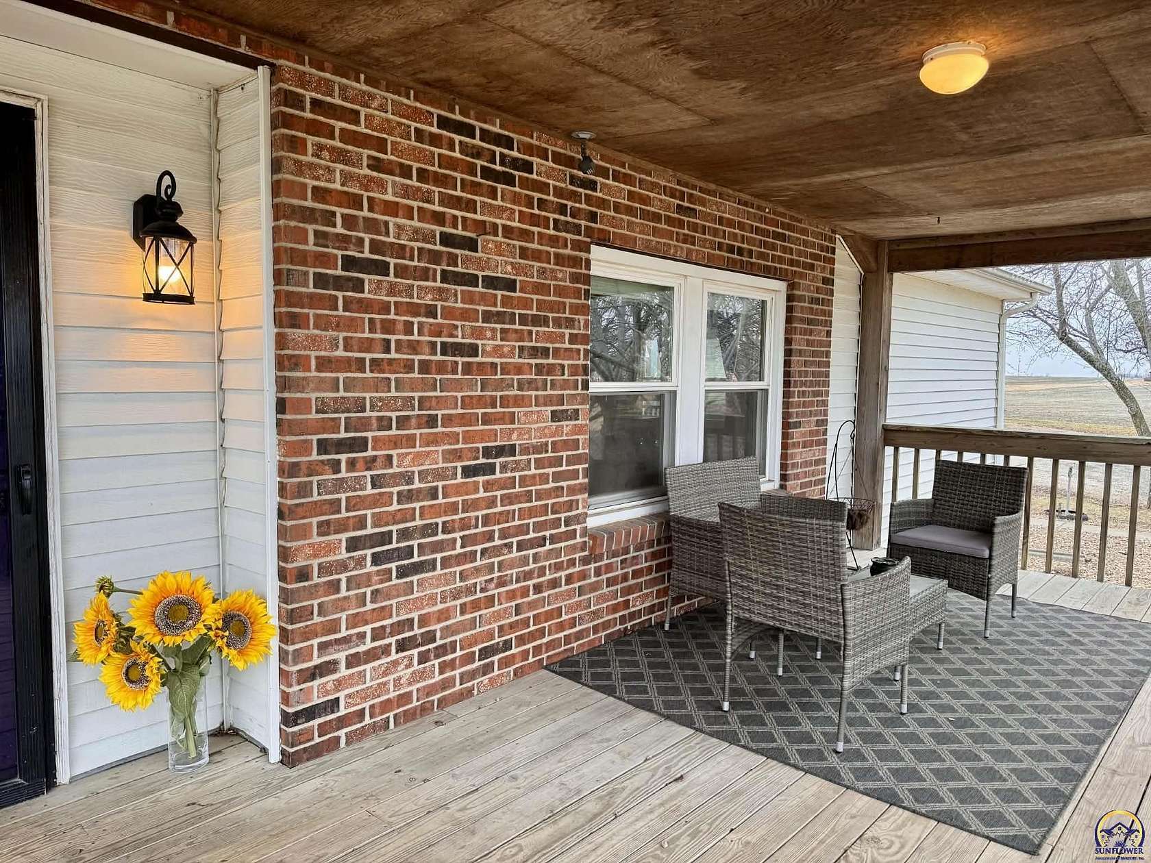 2.53 Acres of Residential Land with Home for Sale in Oskaloosa, Kansas