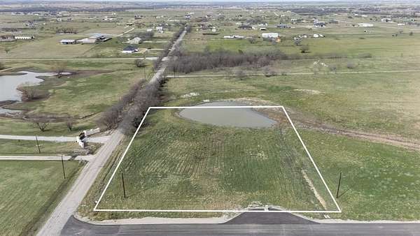 2.1 Acres of Residential Land for Sale in Decatur, Texas