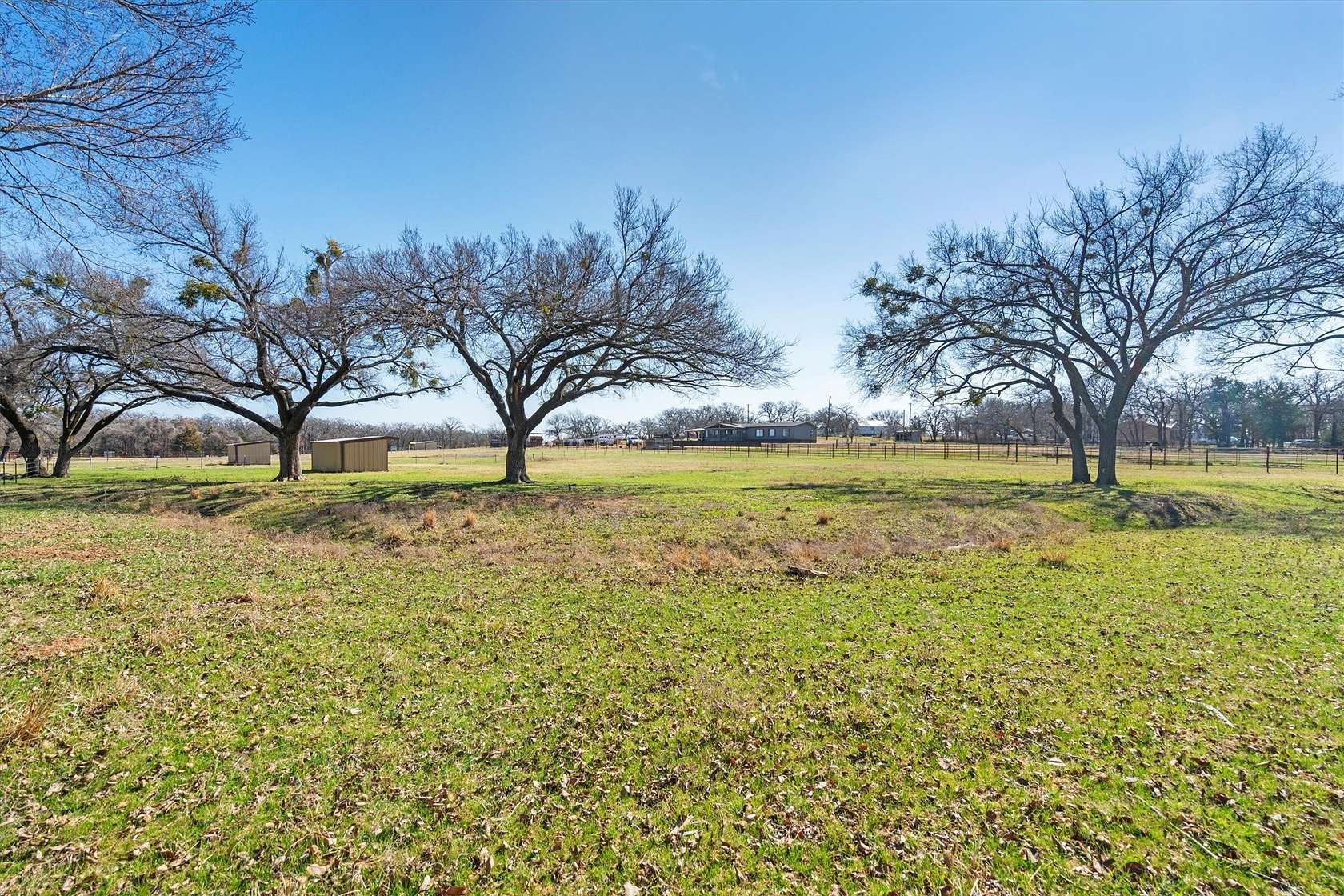 1.1 Acres of Residential Land for Sale in Springtown, Texas