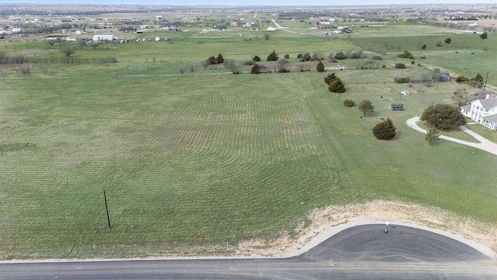 2.18 Acres of Residential Land for Sale in Decatur, Texas