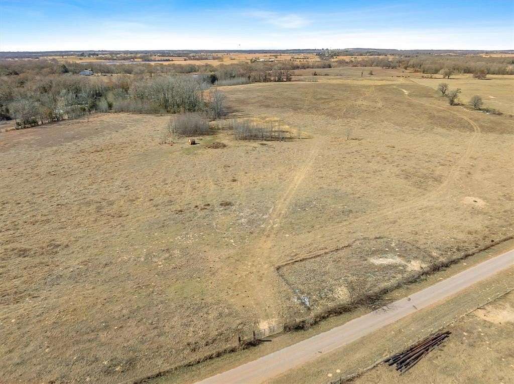 13 Acres of Land for Sale in Canton, Texas