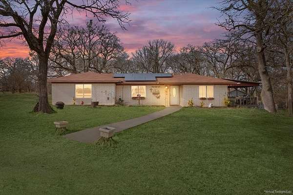 5 Acres of Residential Land with Home for Sale in West, Texas