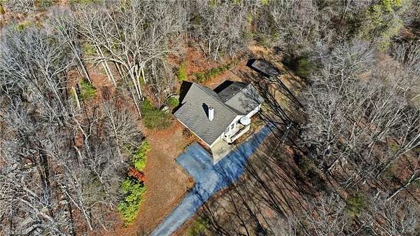 44.6 Acres of Recreational Land with Home for Sale in Thomasville, North Carolina