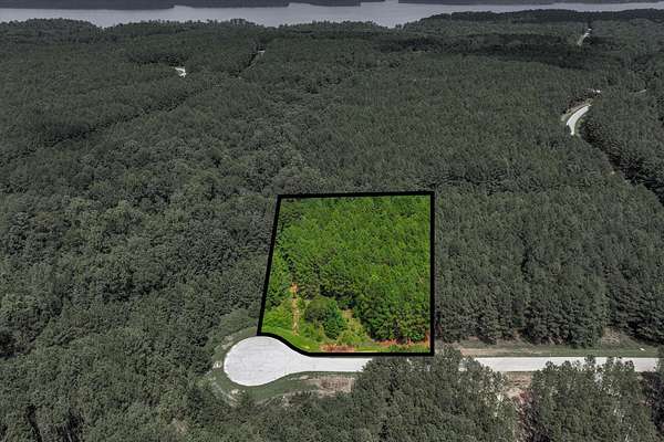 1.33 Acres of Residential Land for Sale in Tignall, Georgia