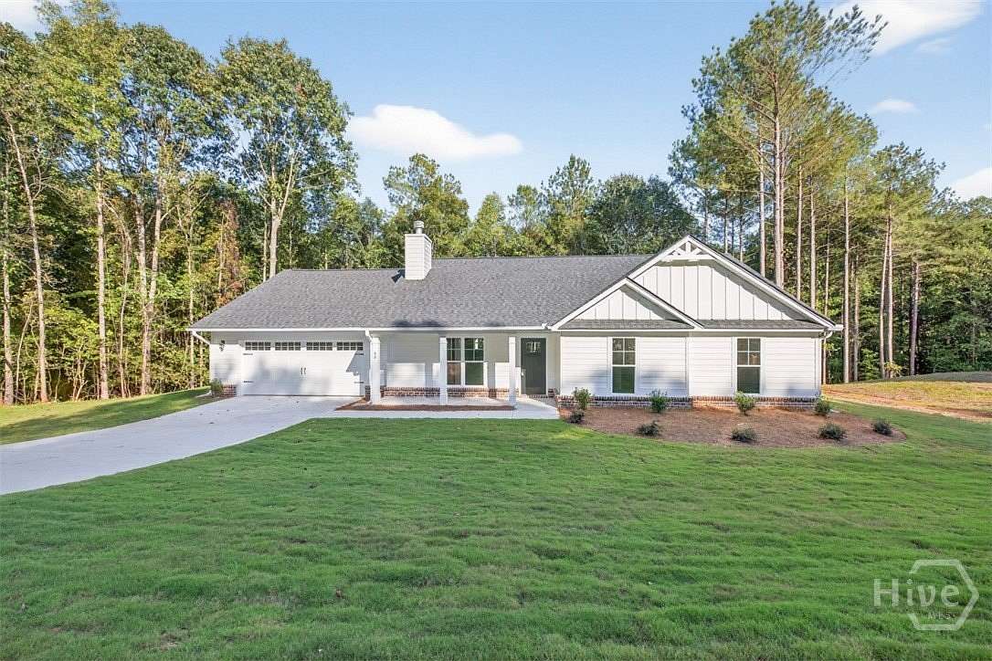 1.78 Acres of Residential Land with Home for Sale in Colbert, Georgia