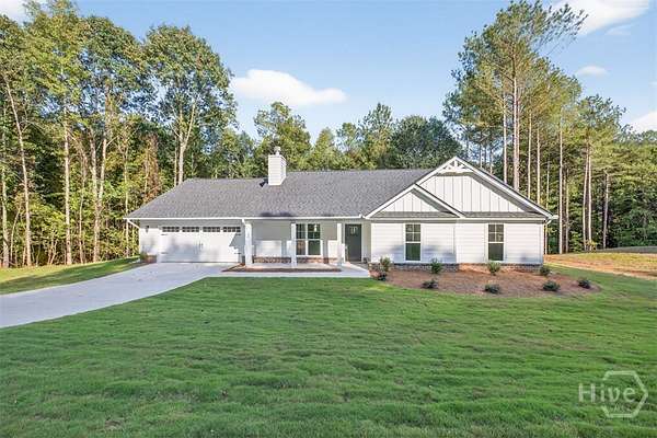 1.78 Acres of Residential Land with Home for Sale in Colbert, Georgia