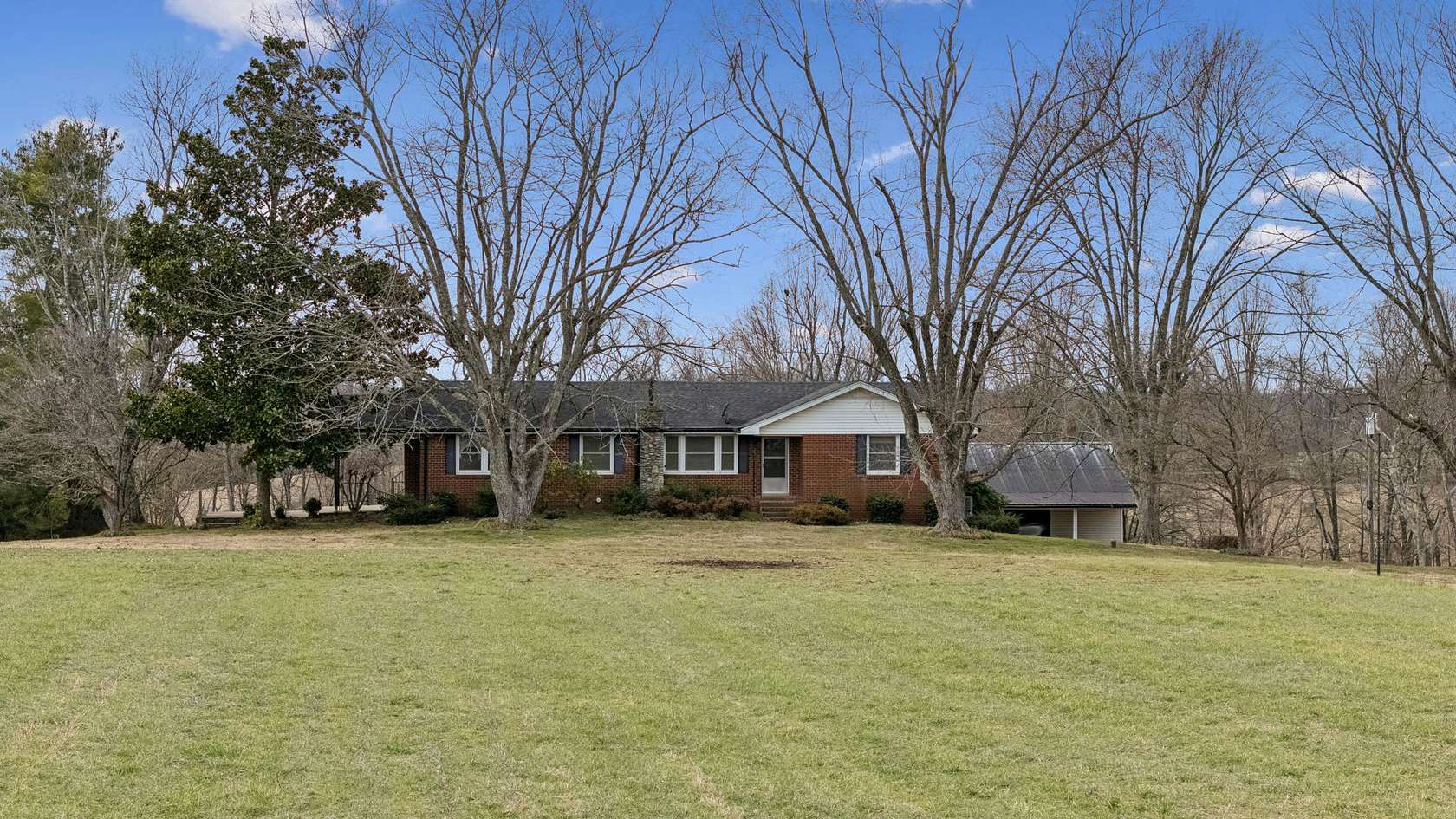 7.29 Acres of Land with Home for Sale in Portland, Tennessee