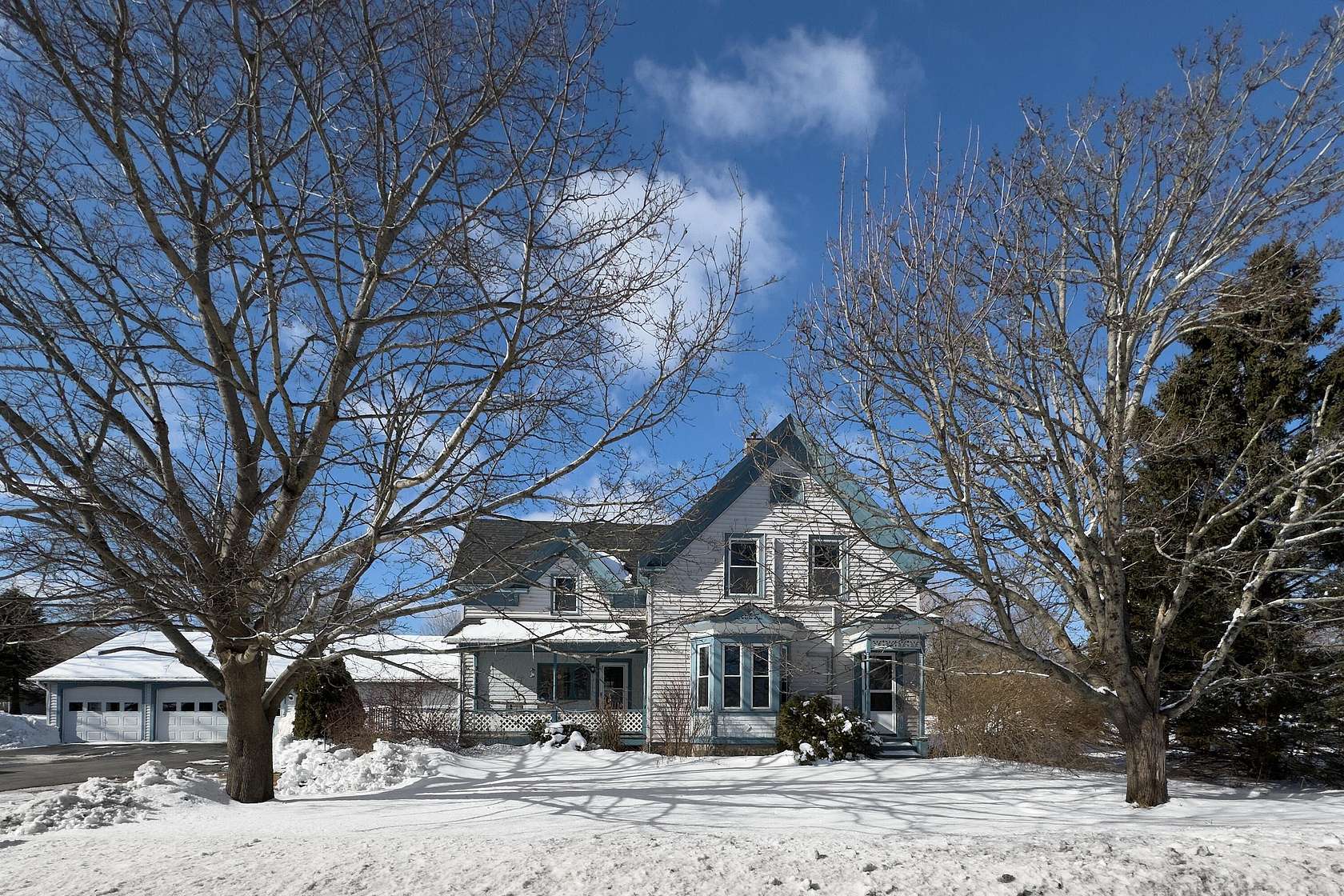 2.53 Acres of Residential Land with Home for Sale in Owls Head, Maine