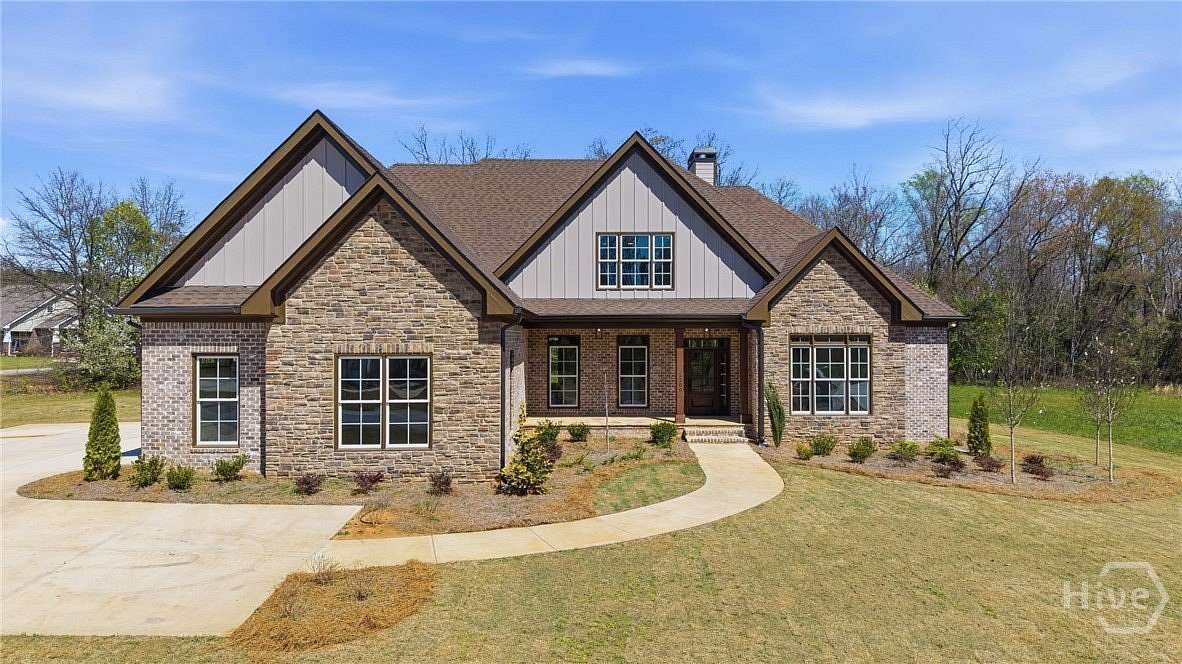 1.5 Acres of Land with Home for Sale in Watkinsville, Georgia