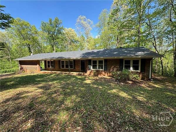 2.59 Acres of Land with Home for Lease in Watkinsville, Georgia