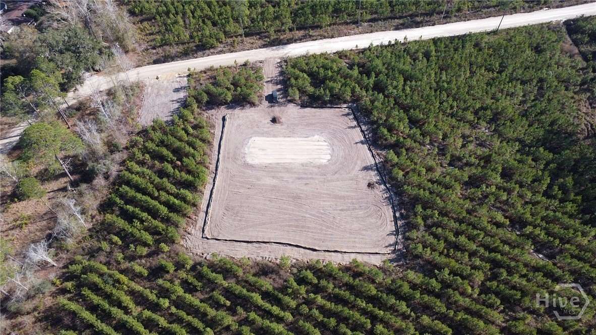 5 Acres of Residential Land with Home for Sale in Ludowici, Georgia