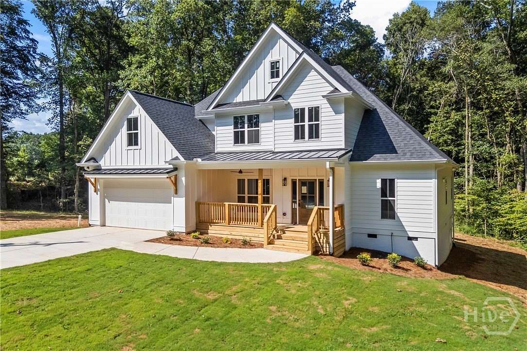 2 Acres of Residential Land with Home for Sale in Commerce, Georgia