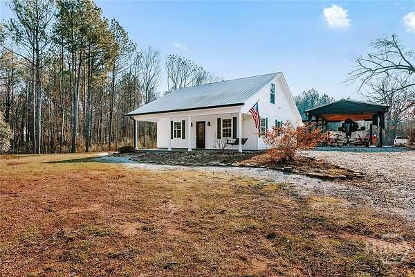10.7 Acres of Land with Home for Sale in Lexington, Georgia