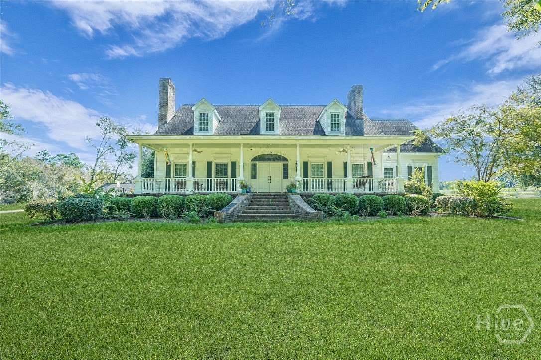 78.7 Acres of Recreational Land with Home for Sale in Claxton, Georgia