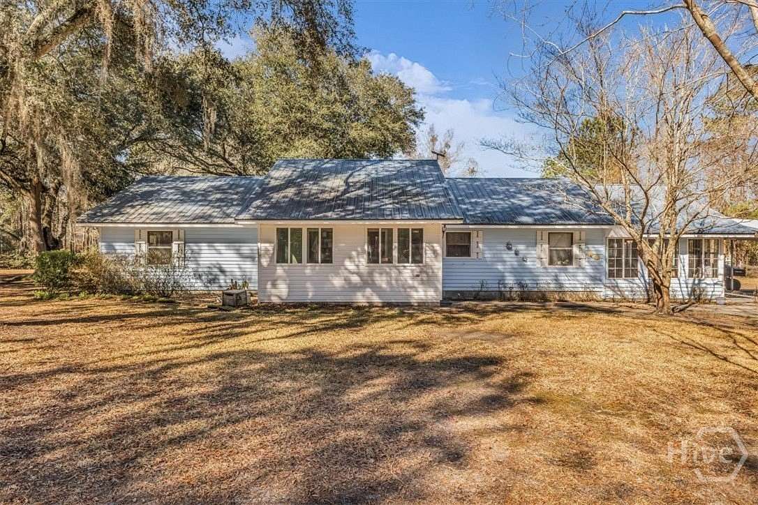 29.1 Acres of Agricultural Land with Home for Sale in Ludowici, Georgia