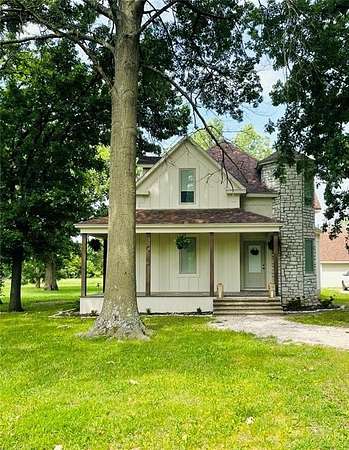 4.14 Acres of Land with Home for Sale in Parsons, Kansas