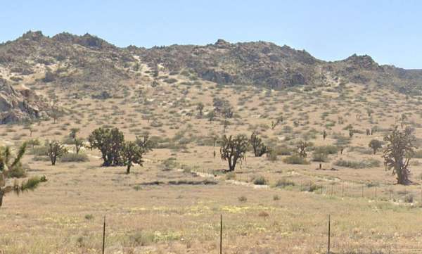 2.52 Acres of Residential Land for Sale in Lancaster, California